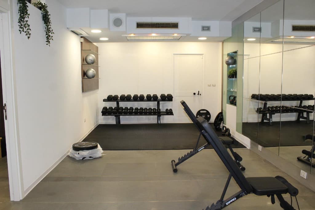 Area pesi e riabilitazione